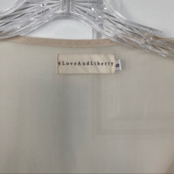 Johnny Was Top Silk Cream Sheer Eyelet NWT - Picture 6 of 15